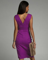 Estelle | Fitted Dress with V-Neckline and Slit - Calestra