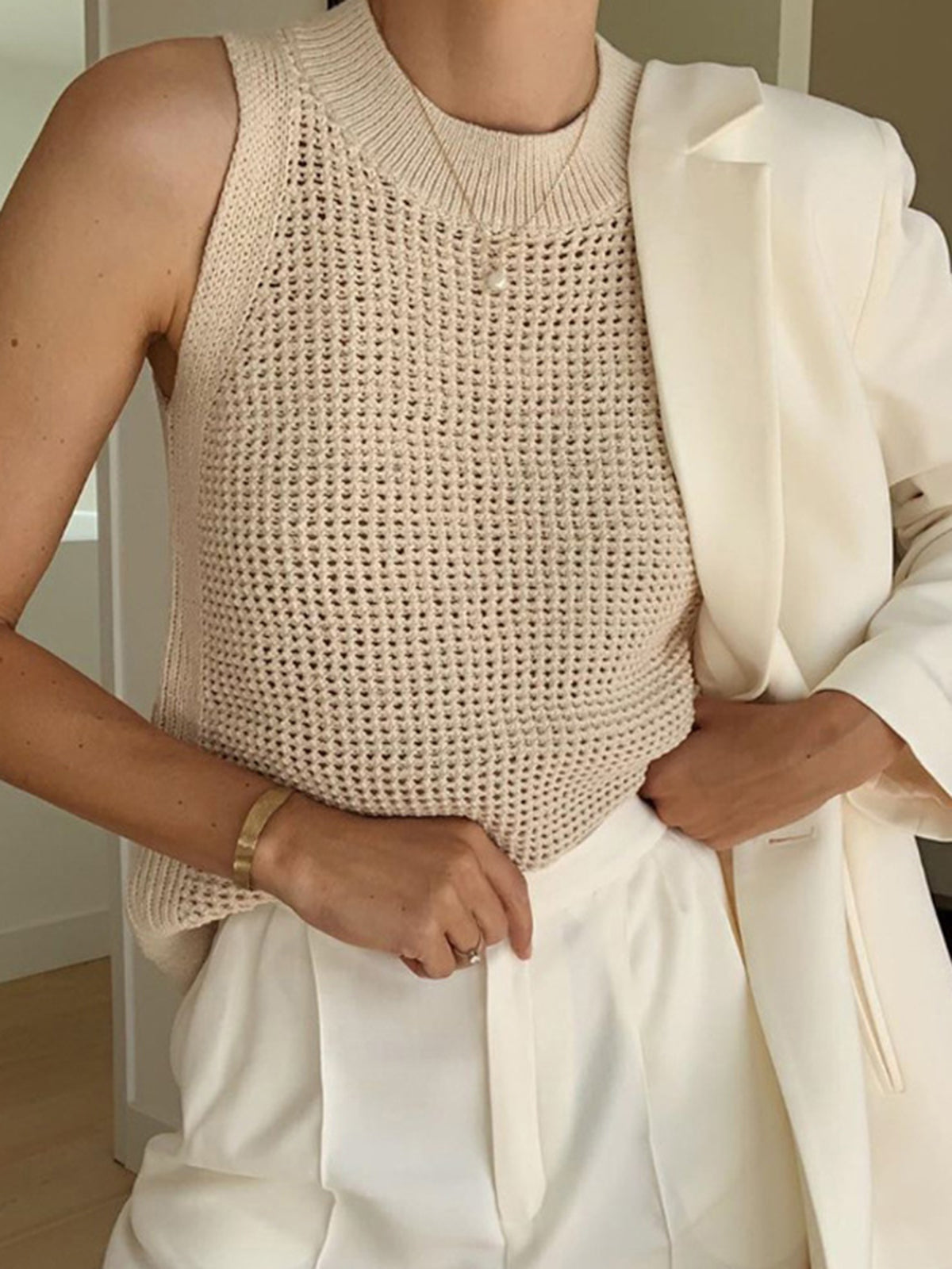 Knit Hollow Solid Tank Top - Calestra