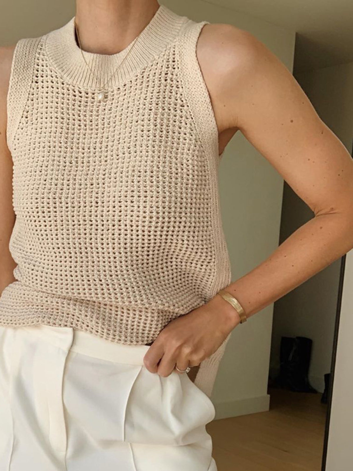 Knit Hollow Solid Tank Top - Calestra