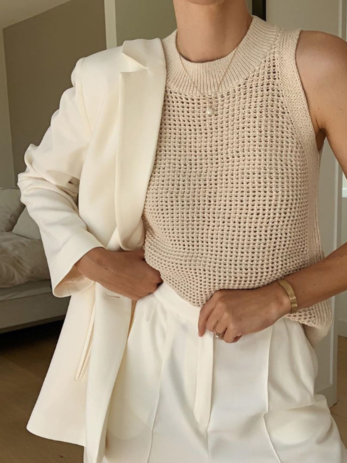 Knit Hollow Solid Tank Top - Calestra