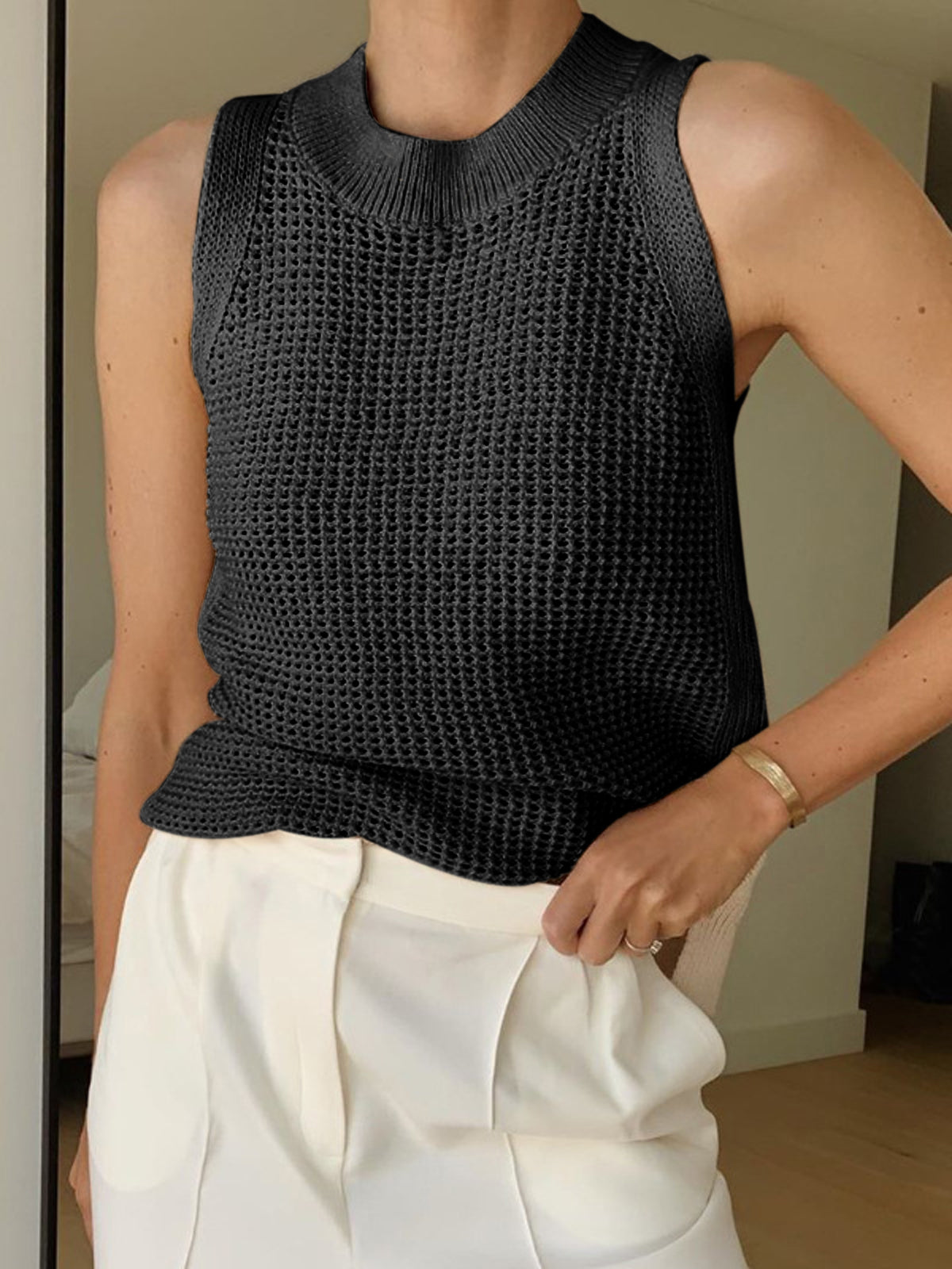 Knit Hollow Solid Tank Top - Calestra