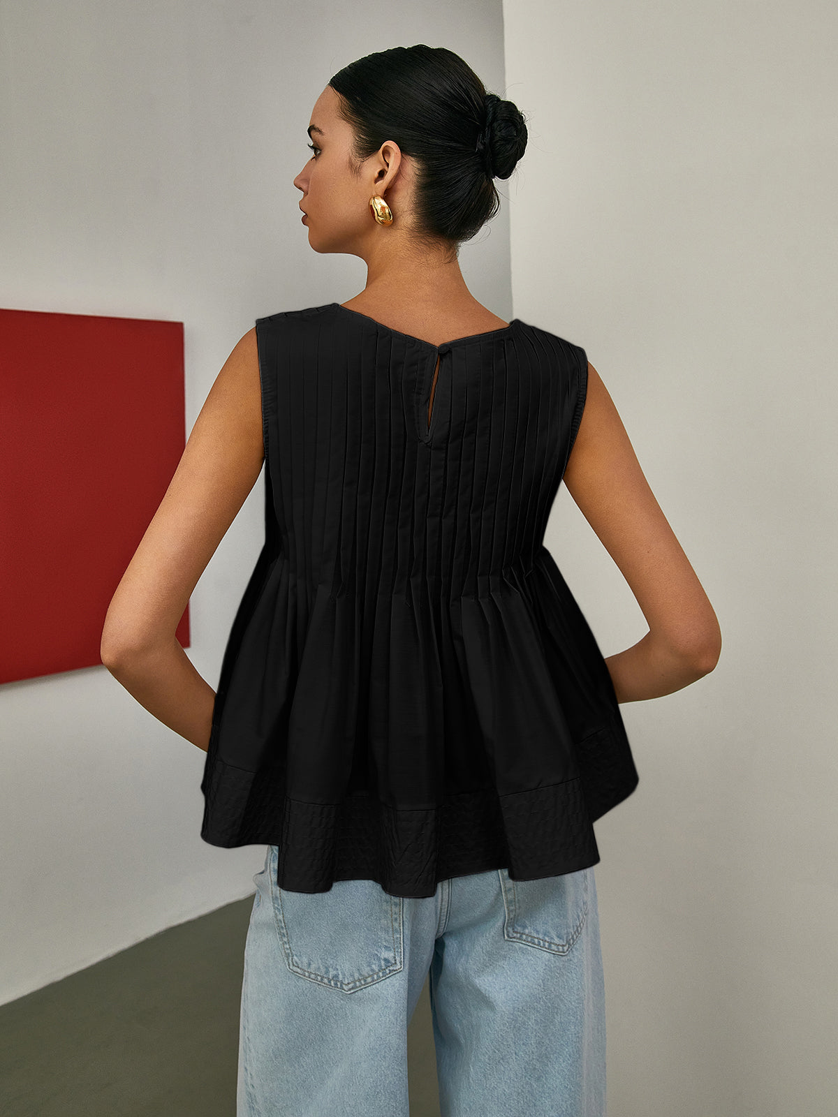 Pleated Peplum Sleeveless Blouse - Calestra