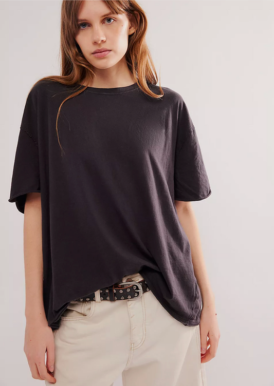 TradeTrends™ | Midnight Butterfly Tee - Calestra