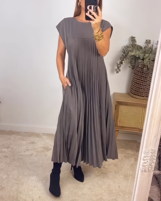 Joëlle Timeless and comfortable dress - Calestra