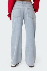 ✦ Aria Low-Rise Wide Leg Jeans