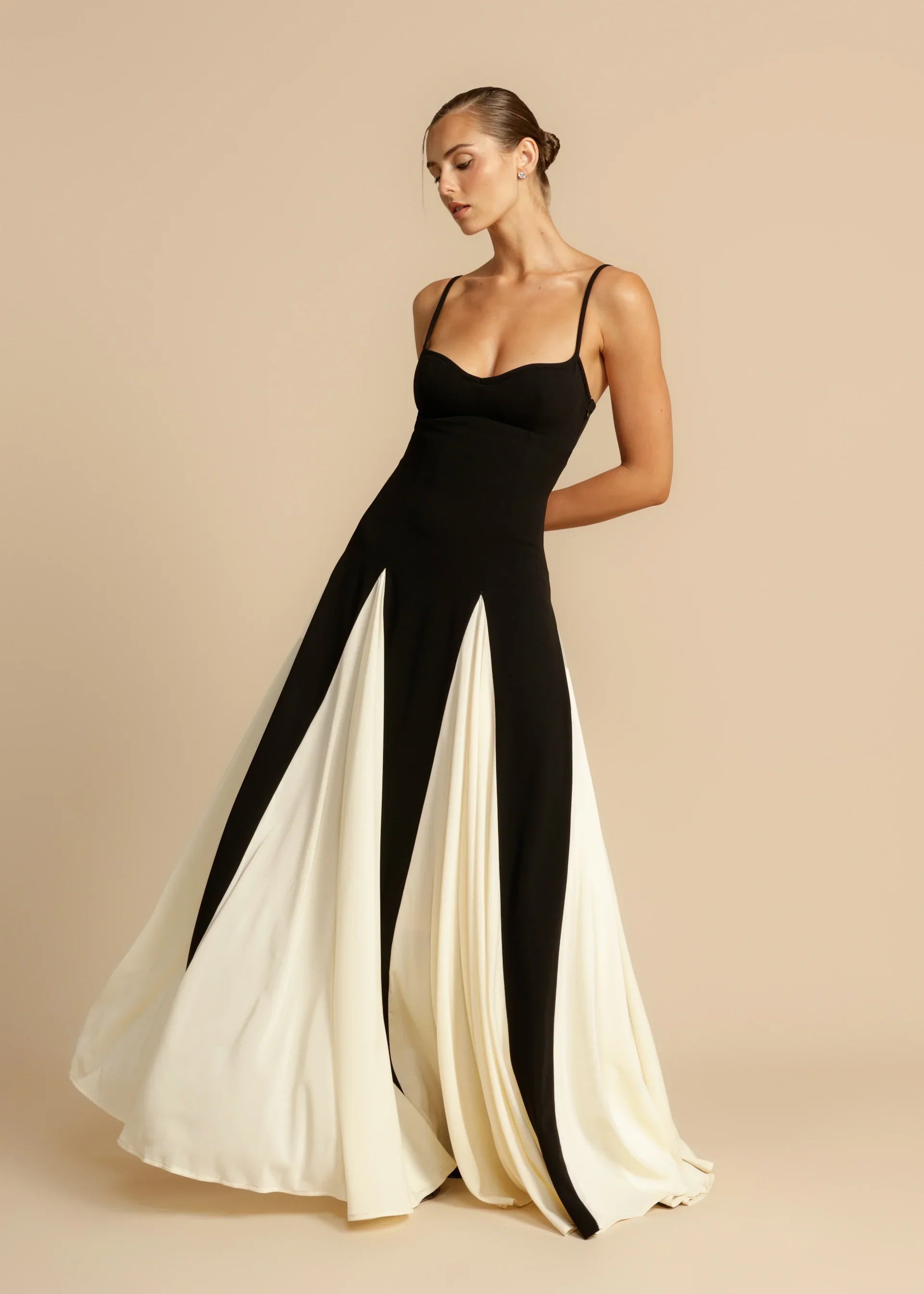 TradeTrends™ | Liviana Dress - Calestra